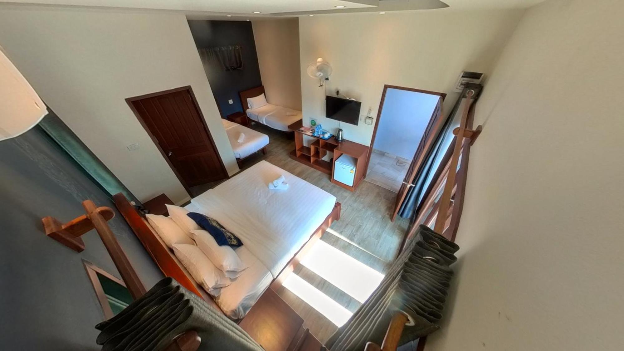 Faraway Suites Vang Vieng Phòng bức ảnh