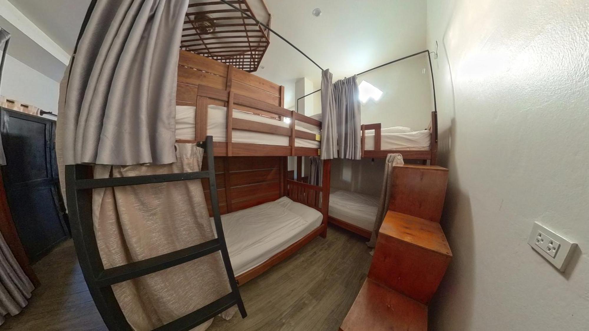 Faraway Suites Vang Vieng Phòng bức ảnh