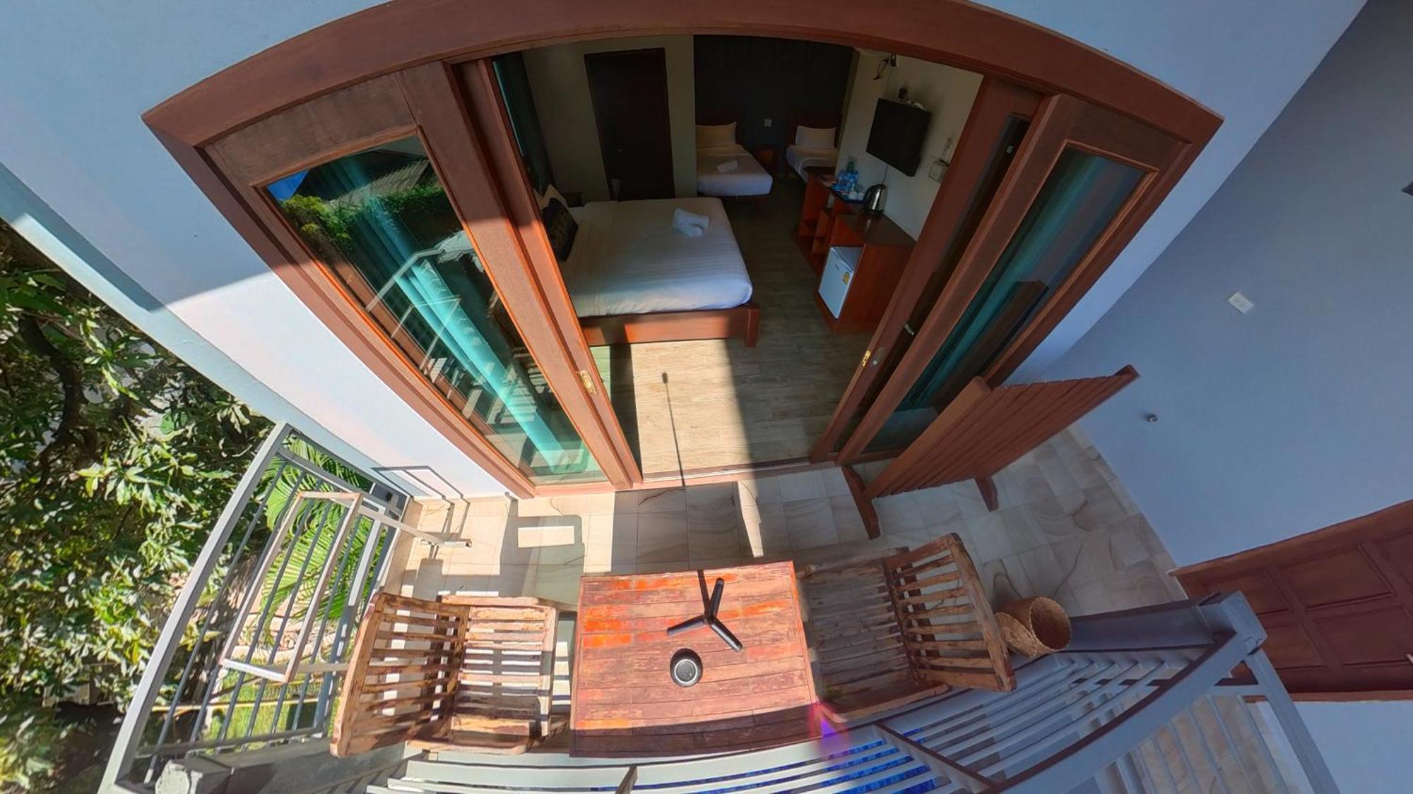 Faraway Suites Vang Vieng Phòng bức ảnh